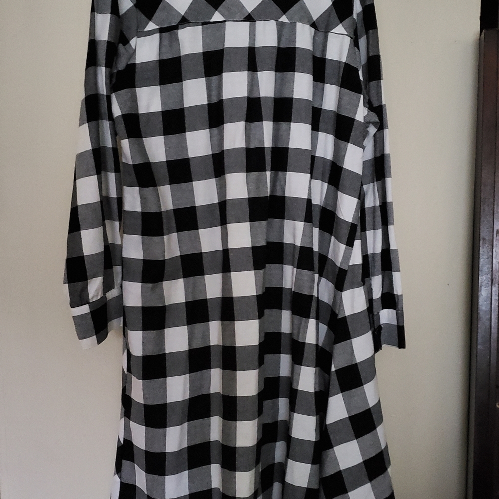 Shirtdress - Picture 3 of 5